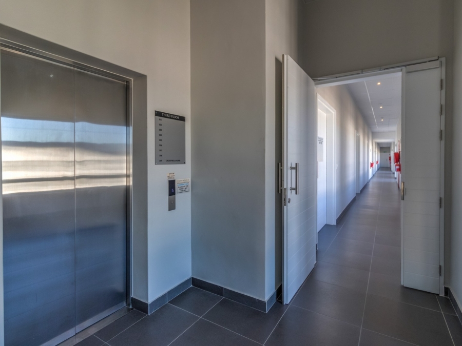 To Let commercial Property for Rent in Paardevlei Western Cape